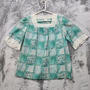 Vintage 70s Top Womens XS Green Patchwork Floral Lace‎ Square Neck Peasant Boho